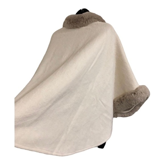 Gorgeous faux fur trim cream ecru belted‎ cape coat topper size S/M new - Picture 8 of 17